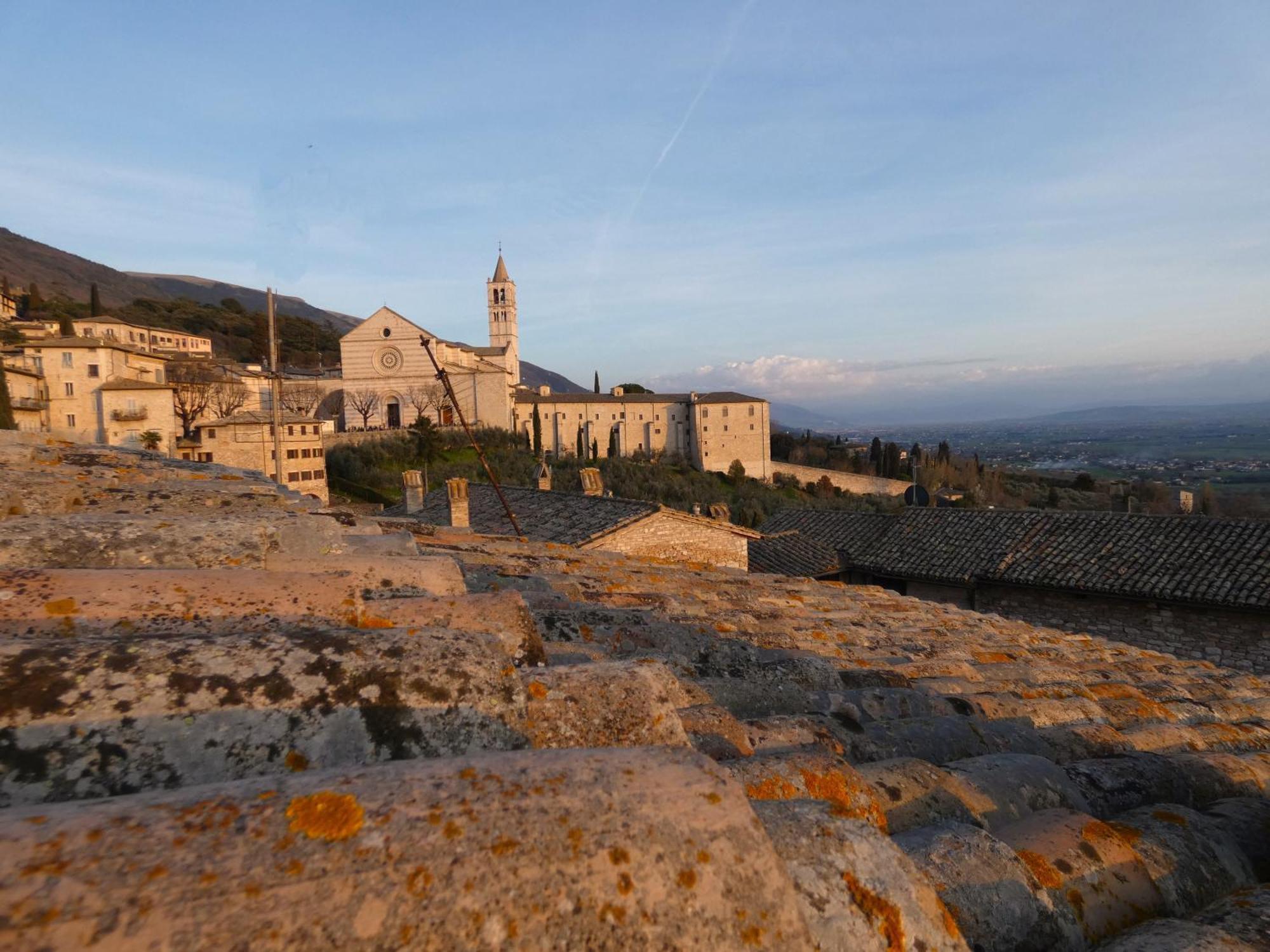 Scappo In Umbria, La Casa Di Eude Apartment Асизи Екстериор снимка